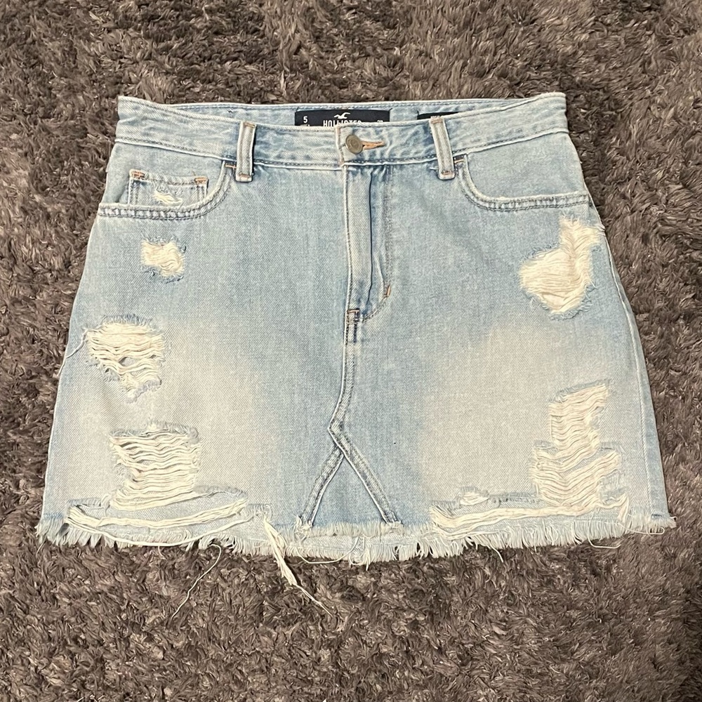 Hollister Light-wash Denim Skirt Size 5 W27